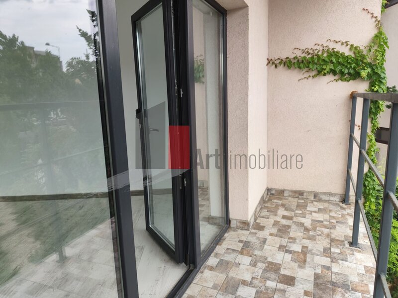 Spatiu comercial MANAHAVE*/vila cu teren de inchiriat in zona Buzesti