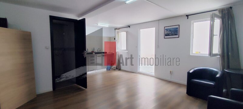 Spatiu comercial MANAHAVE*/vila cu teren de inchiriat in zona Buzesti
